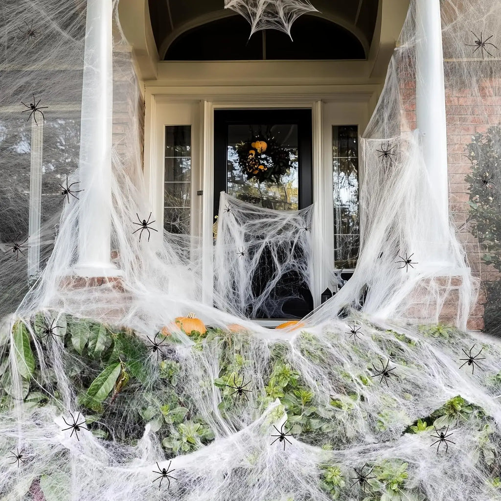 Classic Halloween Stretchable Cobweb - Covers 200 sq ft (with Spiders)