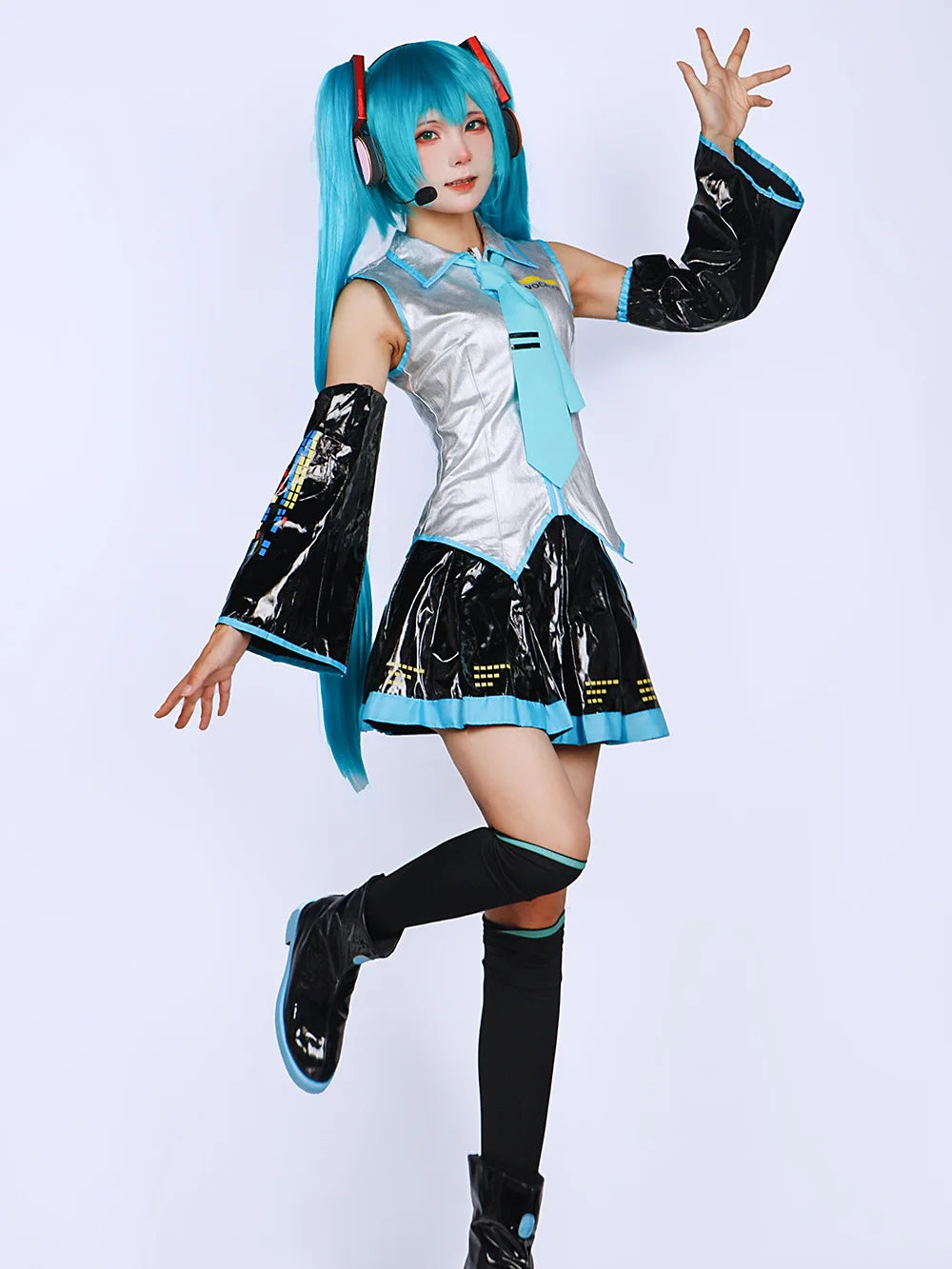 Miku Cosplay Full Set Silver Leather Fabric Suit | JK Sailor Dress High School Uniform Halloween