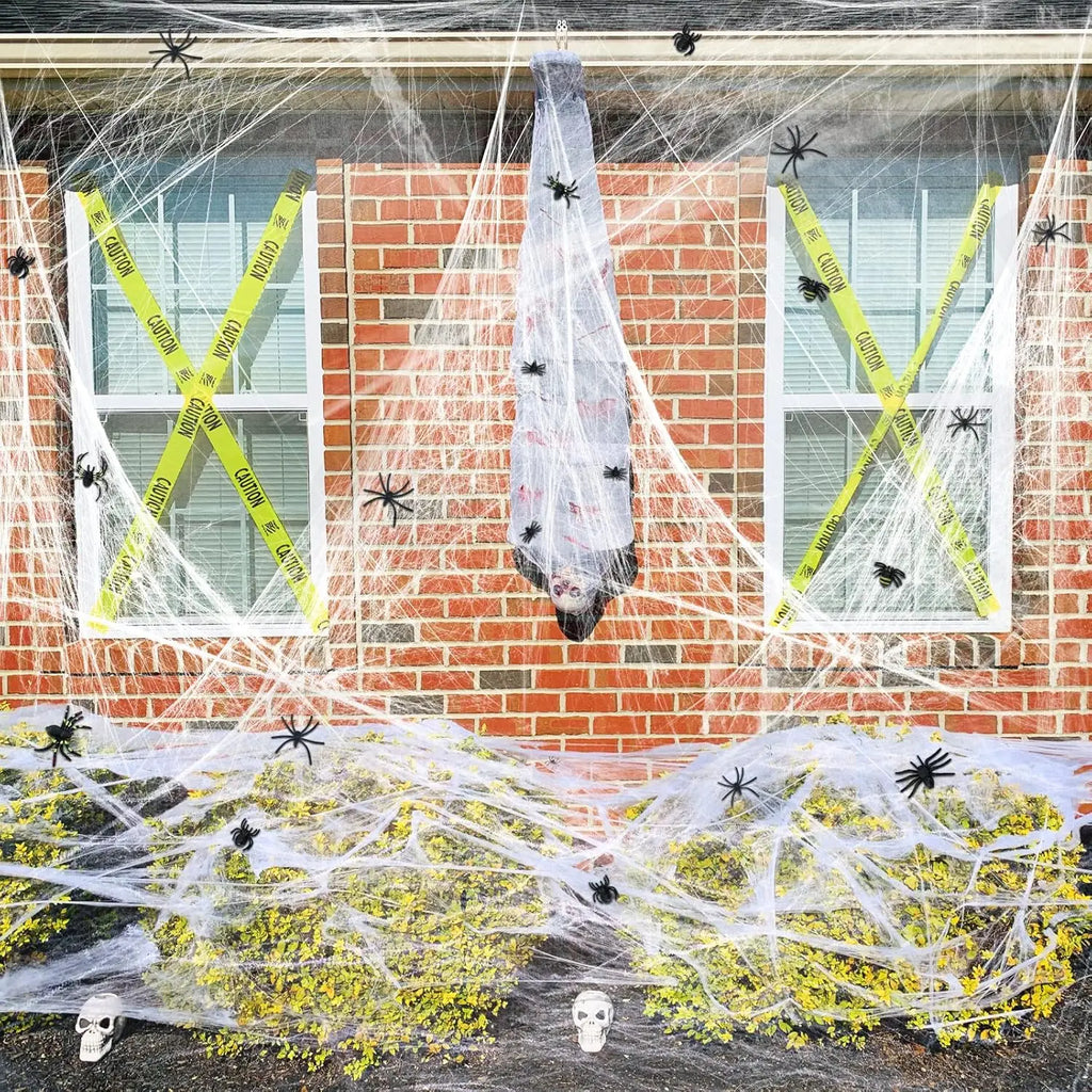 Classic Halloween Stretchable Cobweb - Covers 200 sq ft (with Spiders)